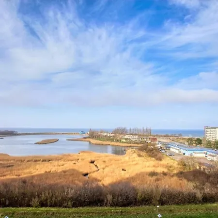 - Haus B, App 0b0606 *